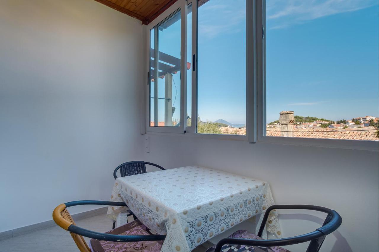 Oaza Apartman Mali Lošinj Kültér fotó