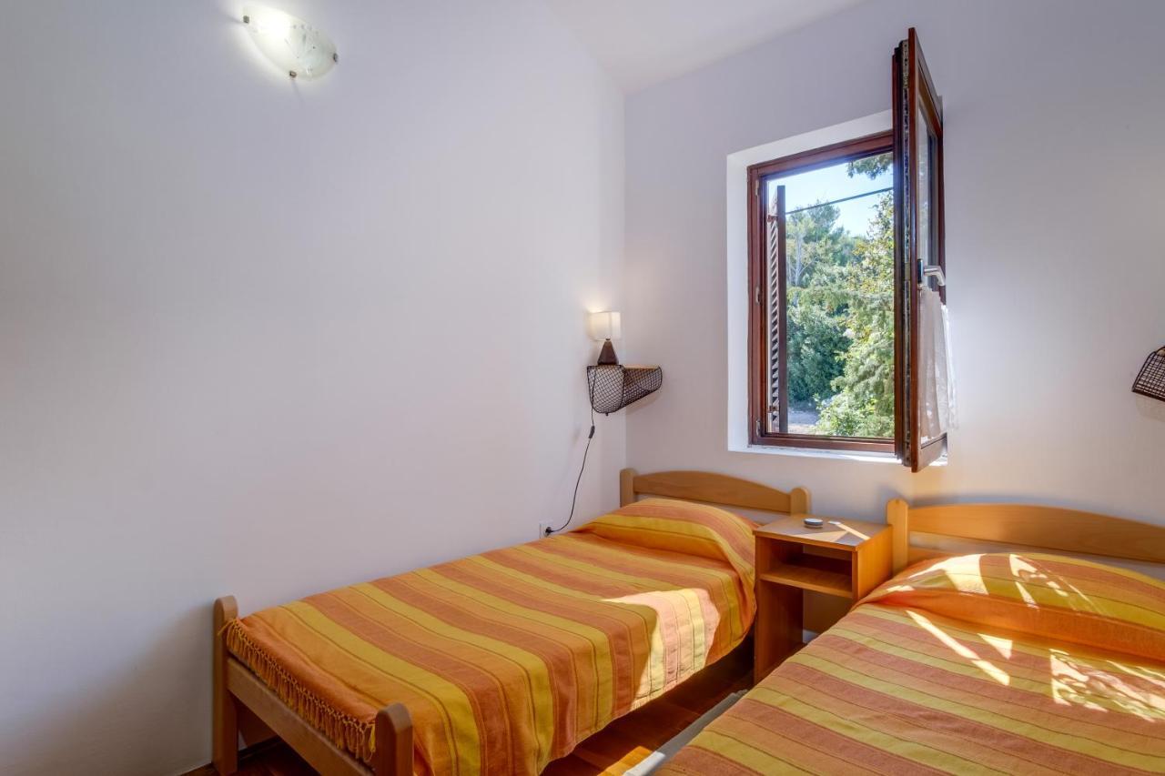 Oaza Apartman Mali Lošinj Kültér fotó